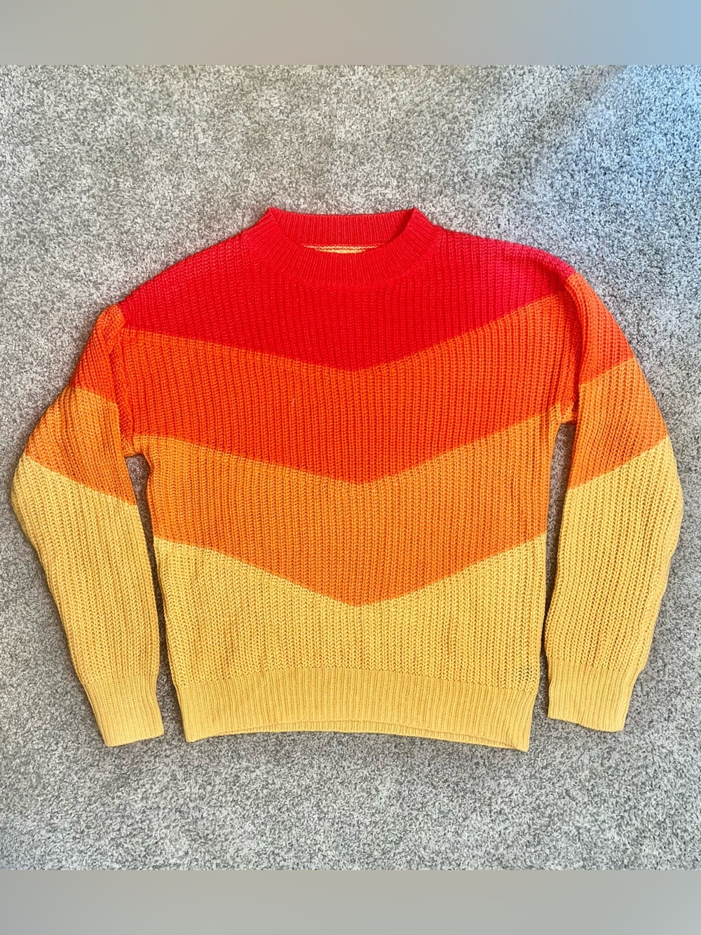 Color Block Gradient Chevron Knit Sweater in Red-Orange-Yellow Ombré, Women’s M